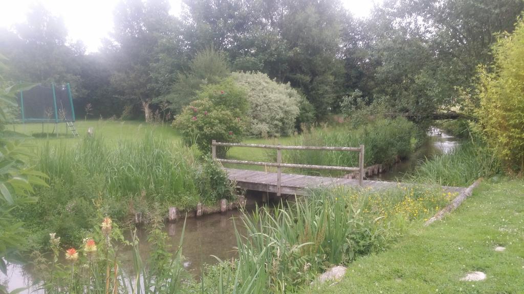 Gite de l'Ancien Moulin Valmont  Extérieur photo